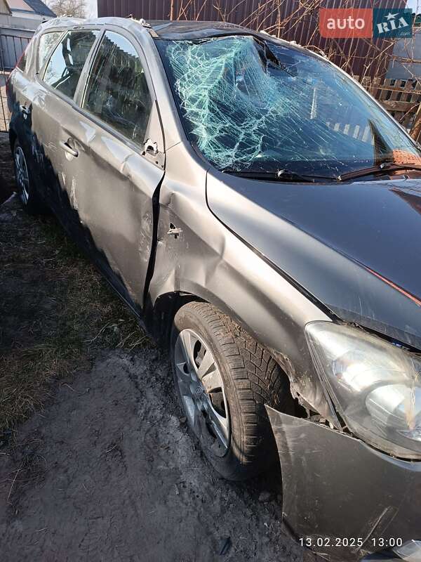 Универсал Kia Ceed 2011 в Барвинках фото 29 Универсал Kia Ceed 2011 в Барвинках