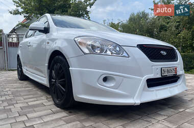 Хэтчбек Kia Ceed 2009 в Виннице