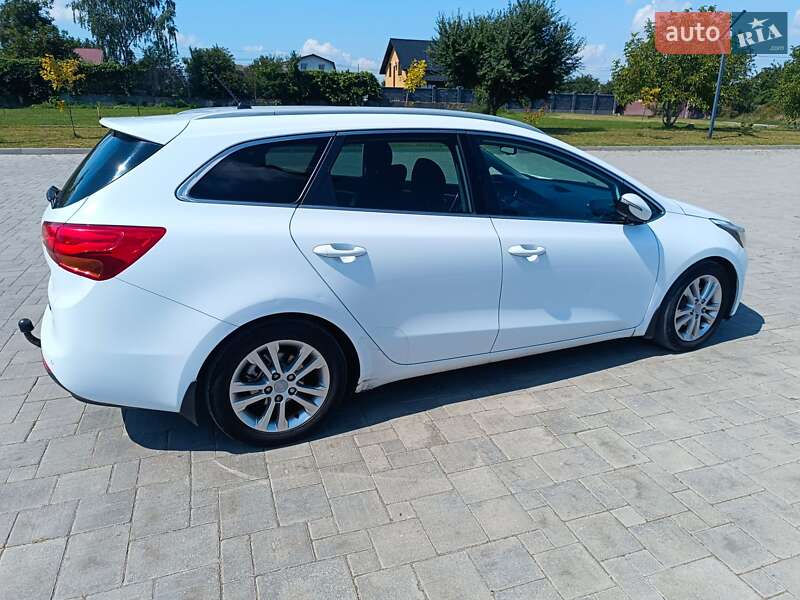 Универсал Kia Ceed 2012 в Здолбунове