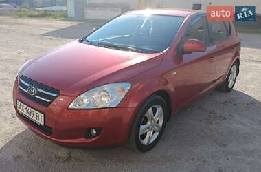 Хэтчбек Kia Ceed 2008 в Харькове