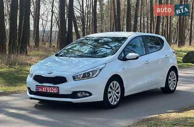 Хетчбек Kia Ceed 2014 в Житомирі