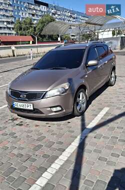 Універсал Kia Ceed 2012 в Дніпрі