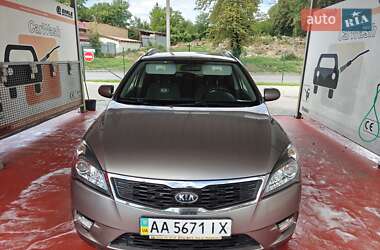 Универсал Kia Ceed 2009 в Ужгороде