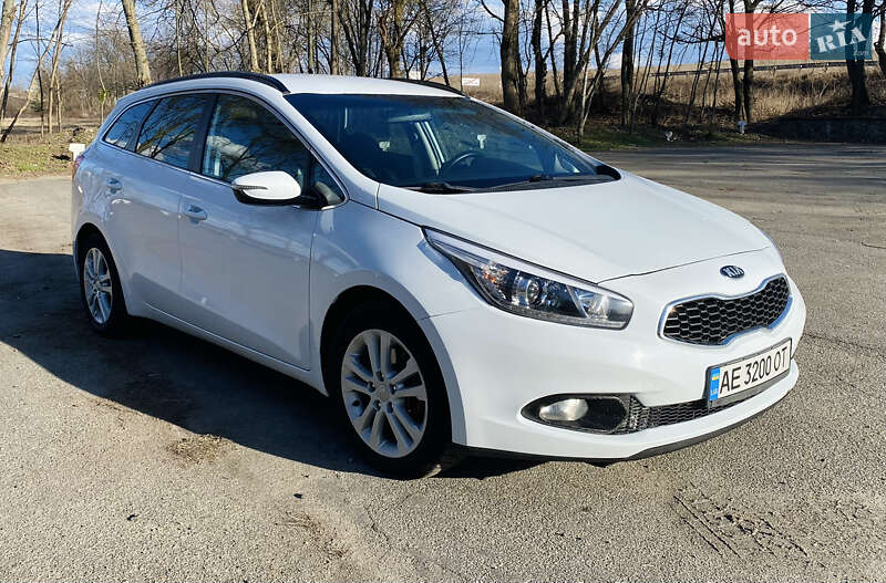 Универсал Kia Ceed 2013 в Черкассах