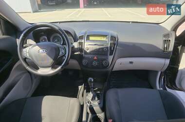 Універсал Kia Ceed 2008 в Києві фото 9 Універсал Kia Ceed 2008 в Києві