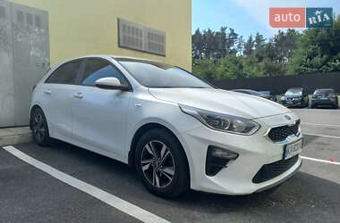Хэтчбек Kia Ceed 2019 в Ирпене