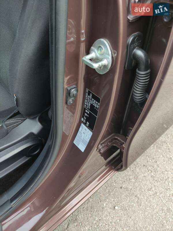 Хэтчбек Kia Ceed 2013 в Киеве