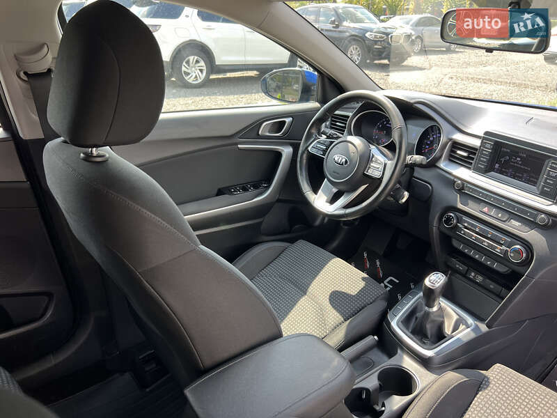 Хэтчбек Kia Ceed 2019 в Ужгороде фото 35 Хэтчбек Kia Ceed 2019 в Ужгороде