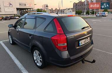 Универсал Kia Ceed 2011 в 