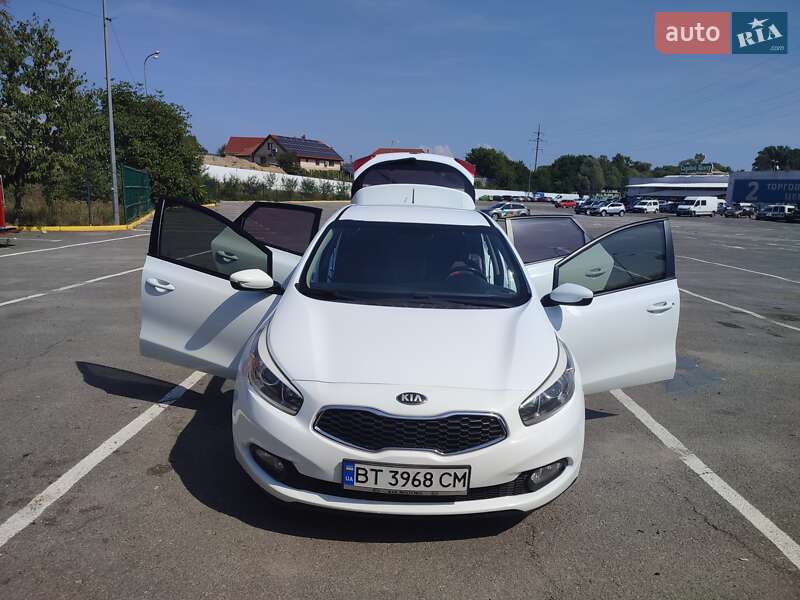 Хэтчбек Kia Ceed 2012 в Ужгороде фото 17 Хэтчбек Kia Ceed 2012 в Ужгороде