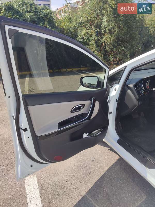 Хэтчбек Kia Ceed 2012 в Ужгороде фото 41 Хэтчбек Kia Ceed 2012 в Ужгороде