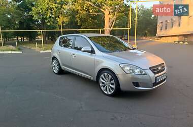 Хэтчбек Kia Ceed 2007 в Одессе