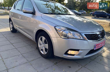 Хетчбек Kia Ceed 2011 в Луцьку