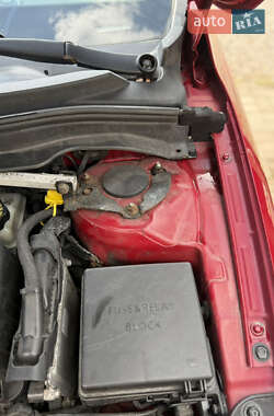 Хэтчбек Kia Ceed 2007 в 
