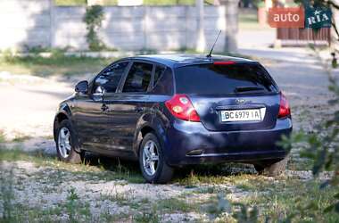 Хэтчбек Kia Ceed 2007 в Новояворовске