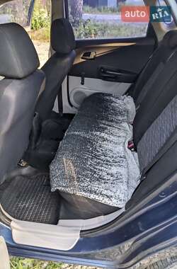 Хэтчбек Kia Ceed 2007 в Новояворовске