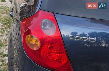 Хэтчбек Kia Ceed 2007 в Новояворовске