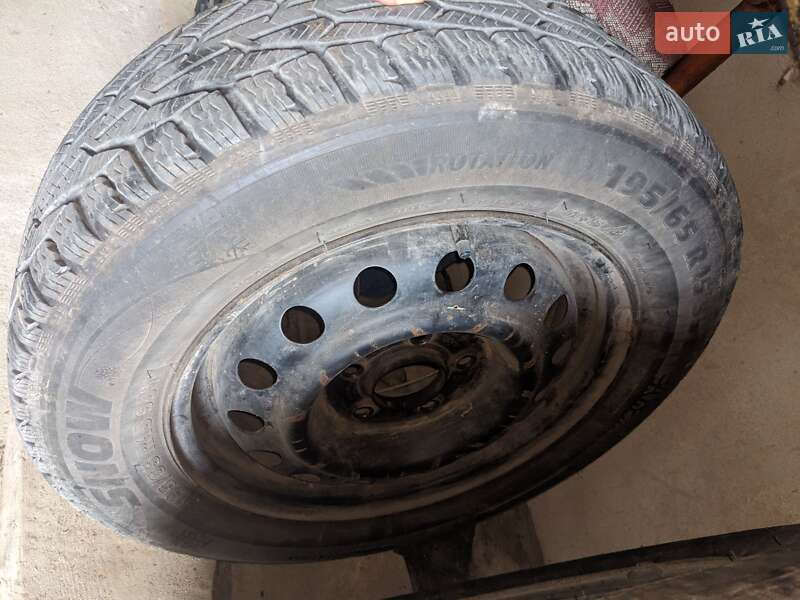 Хэтчбек Kia Ceed 2007 в Новояворовске