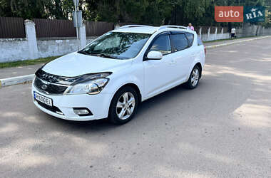Універсал Kia Ceed 2010 в Радомишлі
