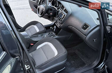 Хэтчбек Kia Ceed 2017 в 