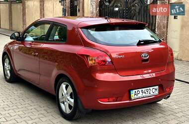 Хэтчбек Kia Ceed 2008 в 