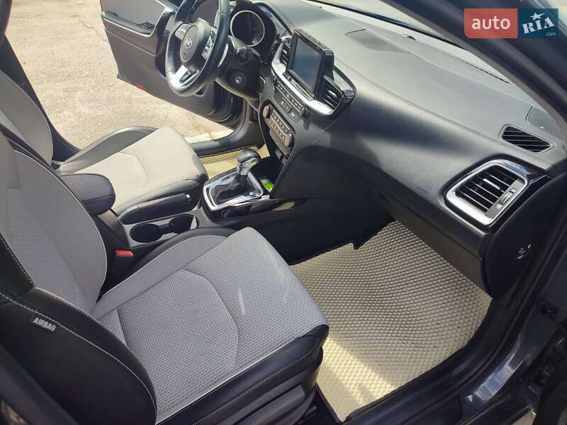 Хетчбек Kia Ceed 2019 в Києві