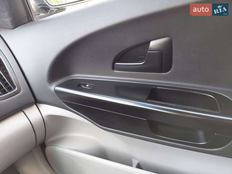 Хетчбек Kia Ceed 2008 в Києві фото 17 Хетчбек Kia Ceed 2008 в Києві