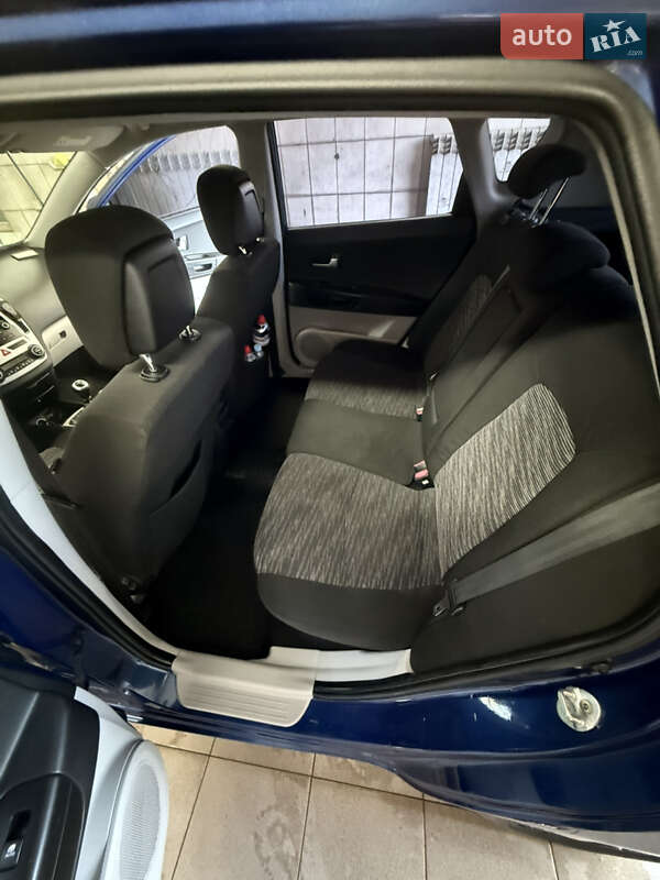 Хетчбек Kia Ceed 2008 в Харкові