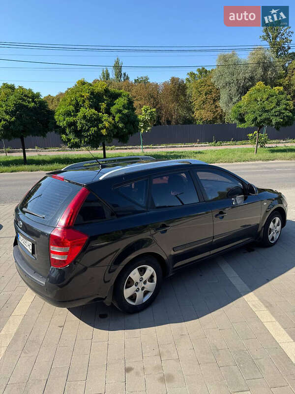 Універсал Kia Ceed 2009 в Ужгороді