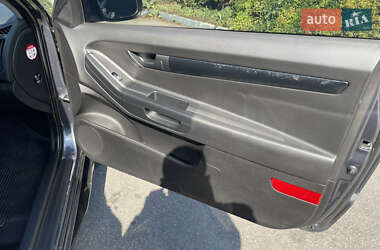 Хэтчбек Kia Ceed 2010 в 