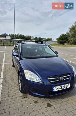 Хэтчбек Kia Ceed 2008 в Шептицькому