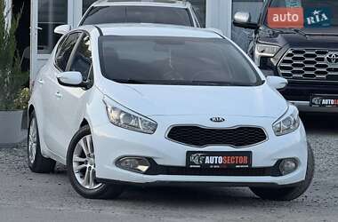 Хетчбек Kia Ceed 2012 в Харкові