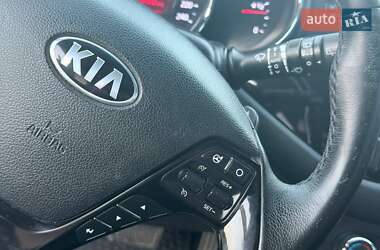Хетчбек Kia Ceed 2012 в Харкові