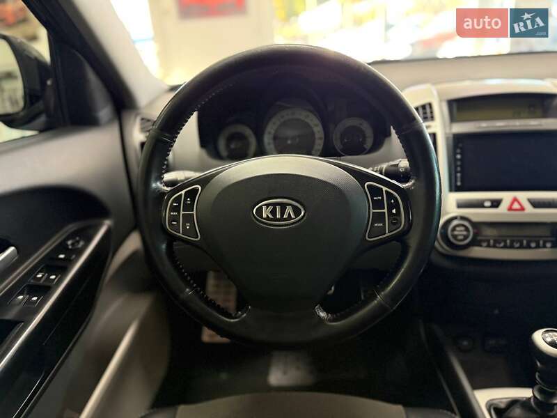 Хэтчбек Kia Ceed 2008 в Киеве