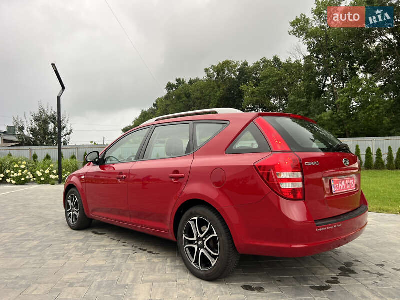 Универсал Kia Ceed 2008 в Луцке