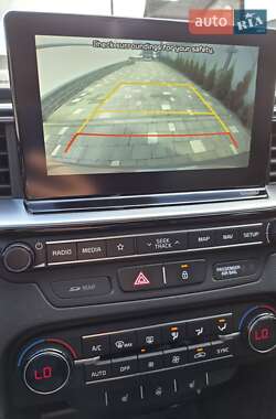 Хэтчбек Kia Ceed 2019 в 