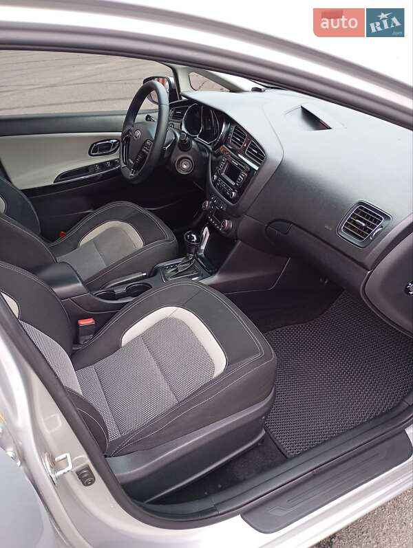 Универсал Kia Ceed 2013 в Харькове