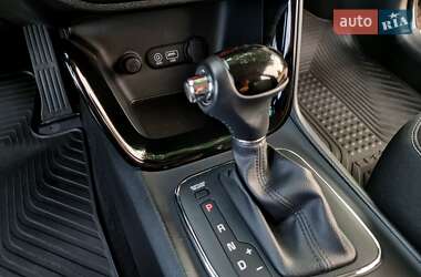 Хэтчбек Kia Ceed 2017 в 
