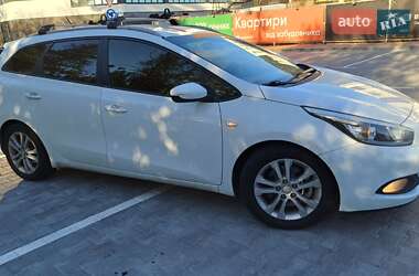 Универсал Kia Ceed 2014 в 