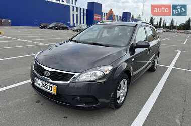 Универсал Kia Ceed 2010 в 