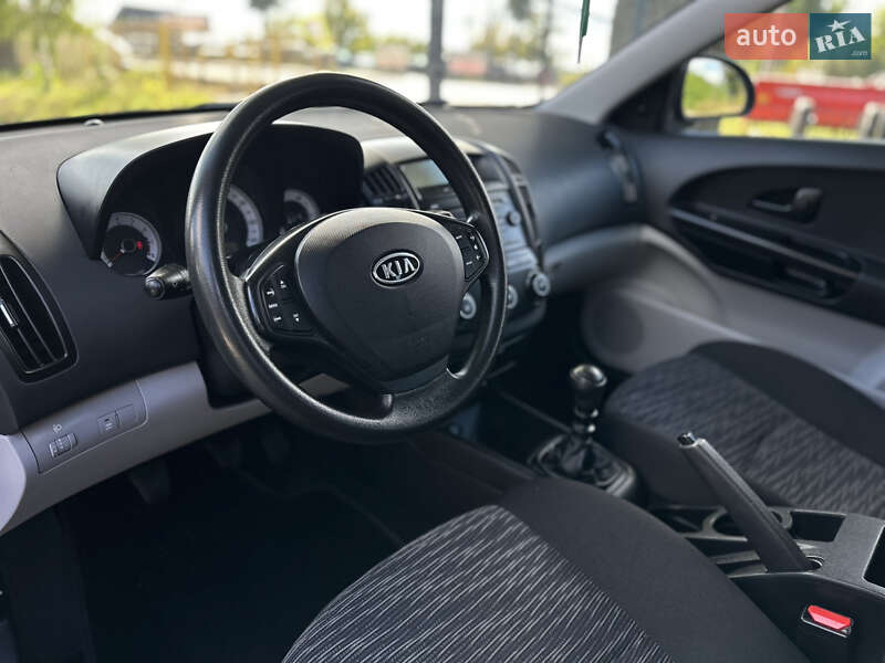 Хетчбек Kia Ceed 2008 в Вінниці фото 30 Хетчбек Kia Ceed 2008 в Вінниці