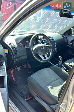 Универсал Kia Ceed 2010 в 