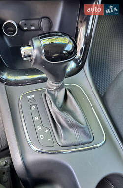 Хэтчбек Kia Ceed 2015 в 