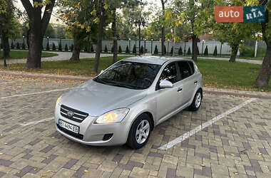 Хэтчбек Kia Ceed 2007 в Кременчуге