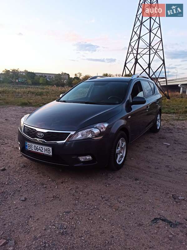 Универсал Kia Ceed 2011 в Вознесенске фото 4 Универсал Kia Ceed 2011 в Вознесенске