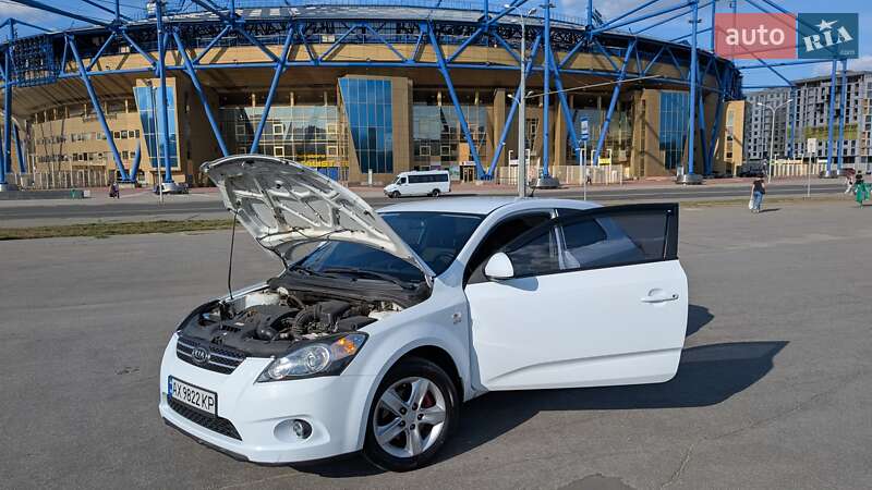 Хэтчбек Kia Ceed 2008 в Харькове фото 3 Хэтчбек Kia Ceed 2008 в Харькове