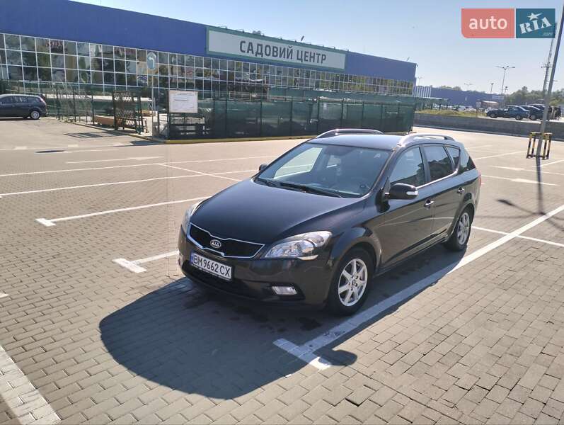 Универсал Kia Ceed 2010 в Сумах