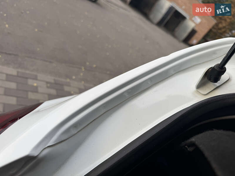 Хэтчбек Kia Ceed 2012 в Лубнах