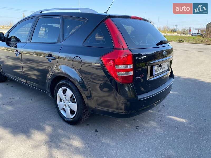 Універсал Kia Ceed 2009 в Вендичанах