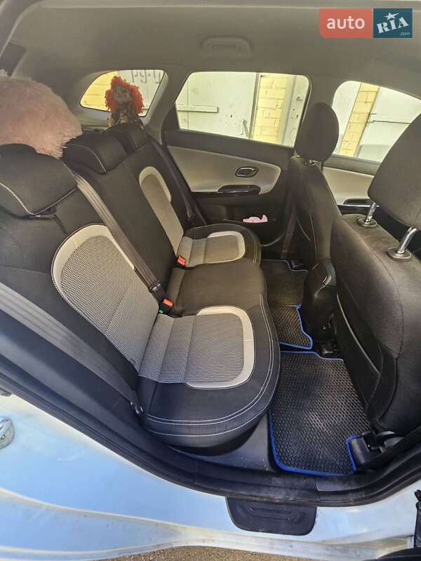 Универсал Kia Ceed 2017 в Киеве фото 3 Универсал Kia Ceed 2017 в Киеве